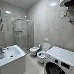 Golden Tower Center شقة تيرانا