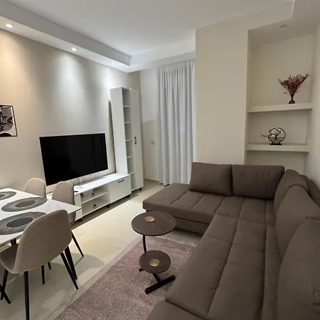 Golden Tower Center Daire Tiran